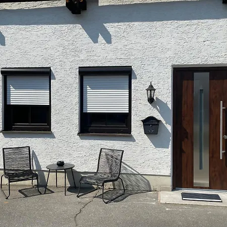 2 Apartment *