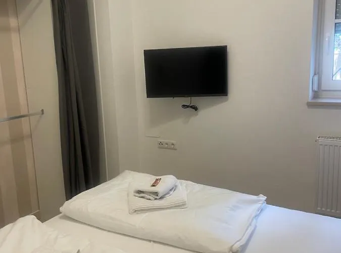 Διαμέρισμα 2 *