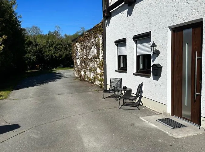 2 Διαμέρισμα *