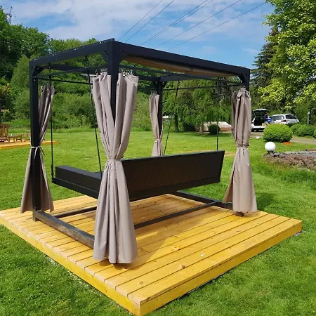 2 Neustadt an der Waldnaab